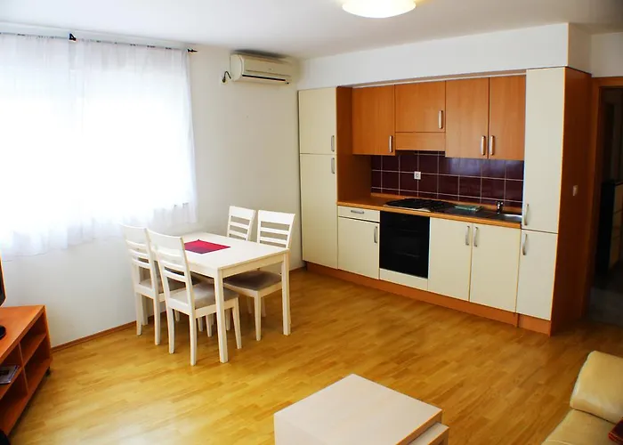 Bokun Apartments III
